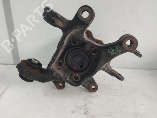 Used Right front steering knuckle TOYOTA AURIS (_E18_) 2.0 D-4D (ADE186_, ADE186R) (124 hp) 18596356