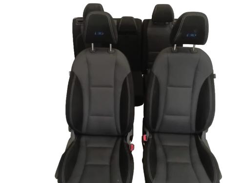 Sæde sæt Sæde sæt HYUNDAI i30 (GD) 1.4 (101 hp) 33841476 33841476
