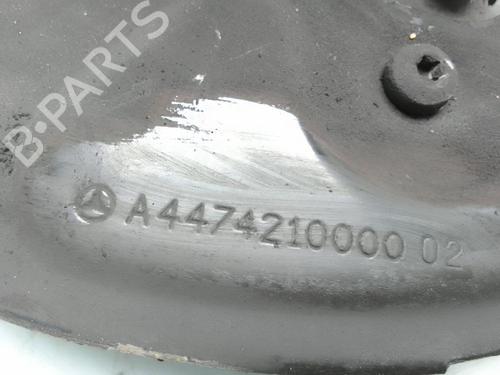 Left front steering knuckle MERCEDES-BENZ VITO Tourer (W447) 114 CDI / 114 BlueTEC (447.701, 447.703, 447.705) | BP25152979M25 