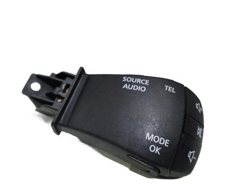 switch-renault-megane-iv-grandtour-k9amn_-2016-32109573 main image