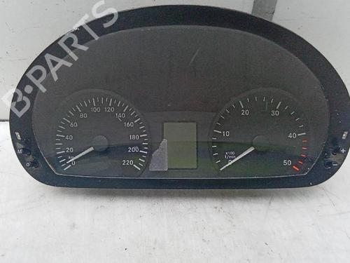 Used Instrument cluster MERCEDES-BENZ VITO Van (W638) [1997-2003]  26161360