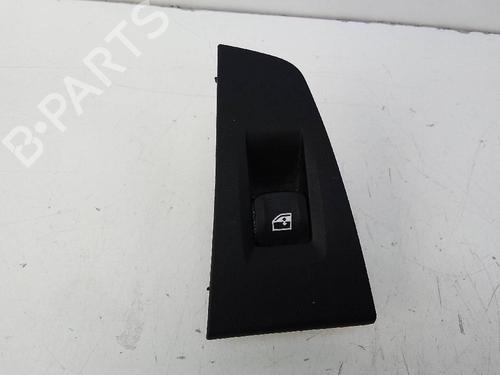 Used Right front window switch BMW 1 (F40) M 135 i xDrive (306 hp) 18597701