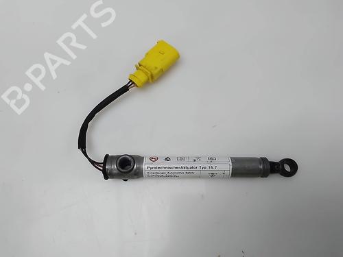 Andre PORSCHE TAYCAN (Y1A) Electric (Y1AAA1, Y1AAI1) | BP28144466O1 