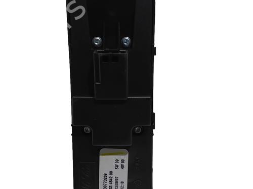 Switch VOLVO V70 III (135) D5 | BP35976437I30 - Image 3