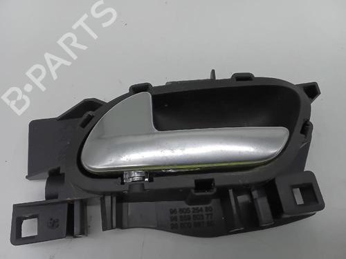 Used Rear left interior door handle PEUGEOT 508 SW I (8E_) 2.0 BlueHDi 150 (150 hp) 26881224