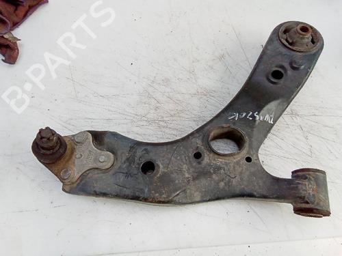 Right front suspension arm TOYOTA AURIS (_E18_) 1.8 Hybrid (ZWE186_, ZWE186R) | BP26053464M13 
