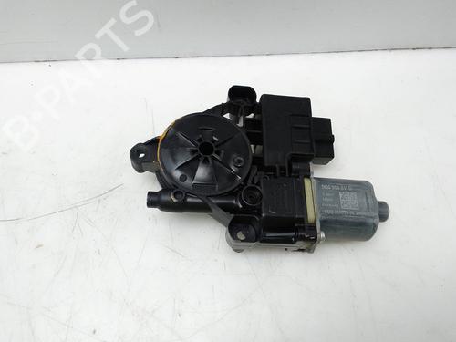 Rudehejsemotor bagstkærm venstre VW GOLF VII (5G1, BQ1, BE1, BE2) 1.4 TSI (125 hp) 28150897