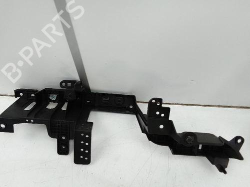 Rear bumper bracket JAGUAR E-PACE (X540) 2.0 D150 AWD | BP19179307C159 