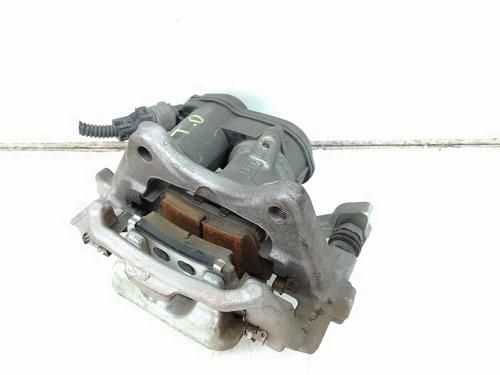right-rear-brake-caliper-toyota-corolla-estate-_e21_-18-hybrid-zwe211-2019-18596787 main image