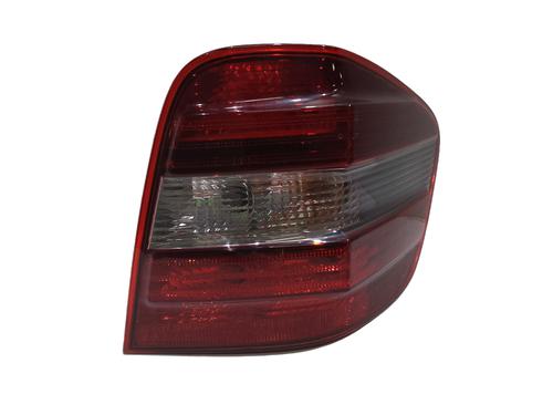 Used Right taillight MERCEDES-BENZ M-CLASS (W164) ML 350 CDI 4-matic (164.122) (224 hp) 30410160