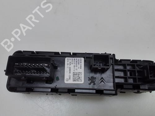 Left front window switch OPEL CROSSLAND X / CROSSLAND (P17, P2QO) 1.2 (75) | BP29385940I27 