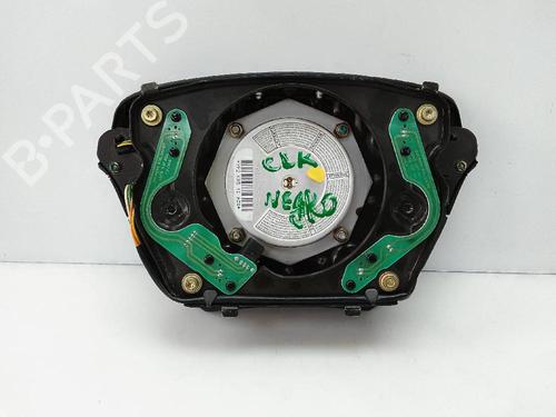 Used Driver airbag MERCEDES-BENZ C-CLASS (W203) [2000-2007]  22521471