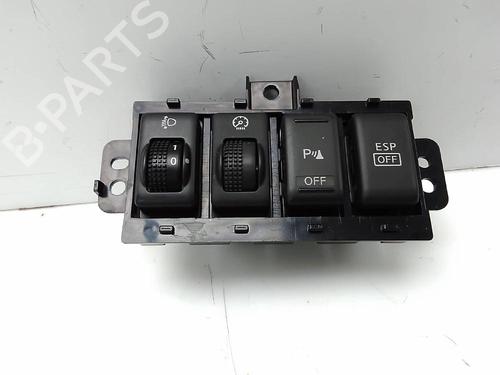 Used Switch RENAULT KOLEOS I (HY_) 2.0 dCi (HY0K) (150 hp) 22309735