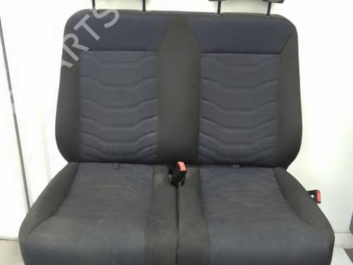 Used Right front seat Right front seat IVECO DAILY VI Van 33S14, 35S14, 35C14, 42S14 (136 hp) 34419030 34419030