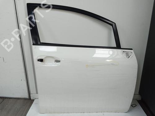 Right front door TOYOTA VERSO (_R2_) 1.8 (ZGR21_, ZGR21R) | BP29386528C3 