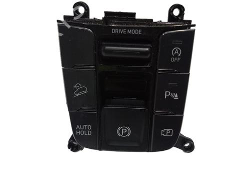 Used Switch HYUNDAI TUCSON (NX4E, NX4A) 1.6 CRDi Hybrid 48V (136 hp) 30195604