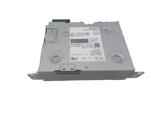 Used Radio Radio PEUGEOT 2008 II (UD_, US_, UY_, UJ_, UR_, UC_) 1.5 BlueHDI 110 (UDYHSK) (110 hp) 18582185 18582185