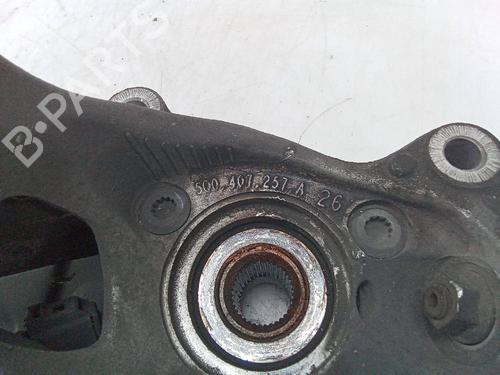 Left front steering knuckle SKODA SUPERB III Estate (3V5) 2.0 TDI | BP18591864M25 