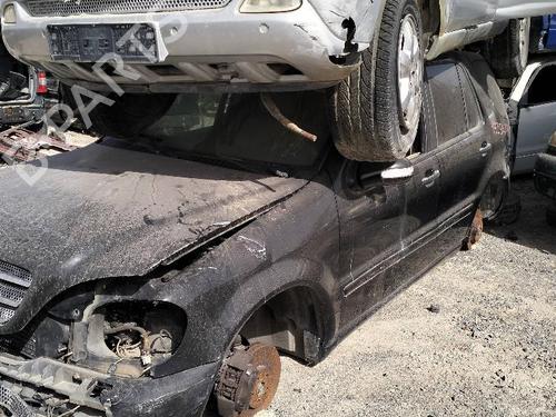 Used Left rear door MERCEDES-BENZ M-CLASS (W163) ML 400 CDI (163.128) (250 hp) 19125174