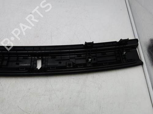 Tailgate trim BMW X1 (F48) sDrive 18 d | BP29765002C151 