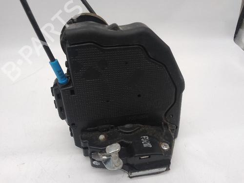 Used Rear left lock TOYOTA AURIS (_E18_) 1.6 (ZRE181_, ZRE185_, ZRE185R, ZRE181R) (132 hp) 25733987