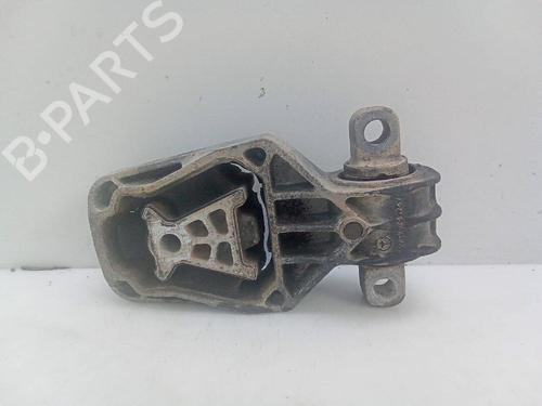 Used Engine mount MERCEDES-BENZ GLA-CLASS (X156) GLA 200 CDI / d (156.908) (136 hp) 26158494