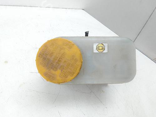 Used Brake master cylinder SUBARU FORESTER (SJ_) 2.0 D AWD (SJD) (147 hp) 18583126