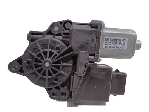 Used Left front window motor Left front window motor KIA CEE'D (JD) 1.4 CRDi 90 (90 hp) 34180890 34180890