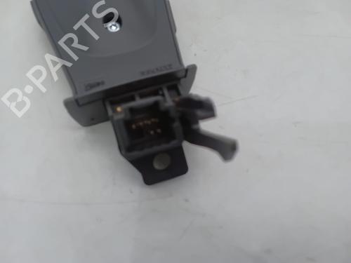 Steering wheel controls RENAULT KADJAR (HA_, HL_) 1.3 TCe 140 (HLNB, HLN1) | BP29994818E15