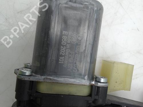 Left front window motor SEAT LEON (KL1, KLG) 2.0 TDI | BP28150408E21 