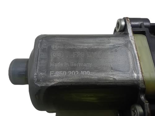 Right front window motor SEAT ATECA (KH7, KHP) 1.4 TSI | BP39263668E20 - Image 6