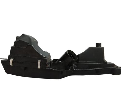 Used Air filter box BMW 1 (F21) 116 d (116 hp) 30506225