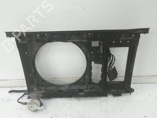 Używane Wspornik / Uchwyt CITROËN BERLINGO MULTISPACE (B9) 1.2 PureTech 110 (110 hp) 18583852