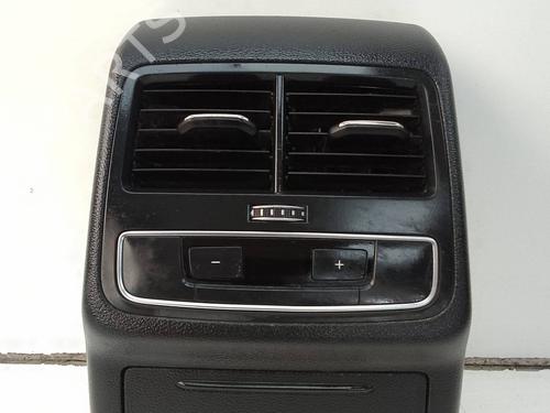 Used Cup/Object holder Cup/Object holder AUDI A4 B9 Avant (8W5, 8WD) 2.0 TDI (190 hp) 18597273 18597273