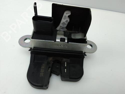 Used Tailgate lock VW PASSAT B7 Variant (365) 1.6 TDI (105 hp) 28150235