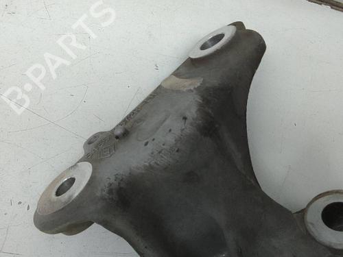 Used Engine mount RENAULT MEGANE IV Hatchback (B9A/M/N_) [2015-2025]  19707743