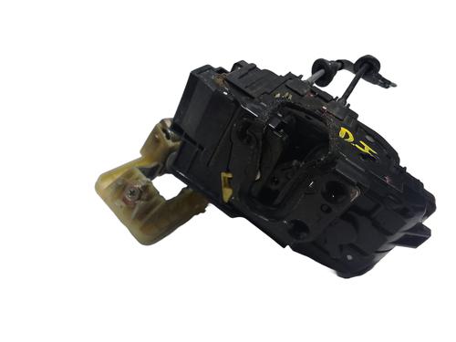 Front left lock HYUNDAI SANTA FÉ II (CM) 2.2 CRDi 4x4 | BP30317723C98