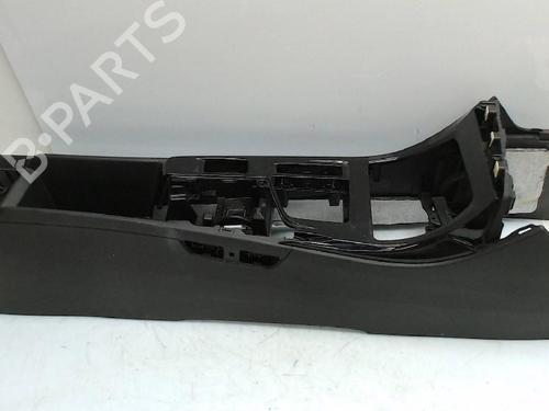 Middle console BMW X1 (F48) sDrive 18 d | BP23257300I22 