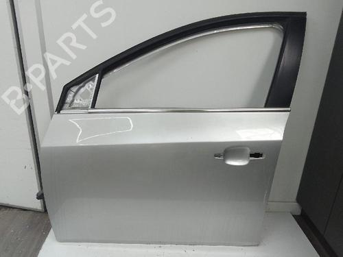 Left front door CHEVROLET CRUZE (J300) 2.0 CDI | BP25811623C2
