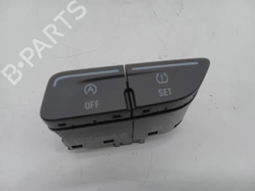 Used Switch FORD TRANSIT COURIER B460 MPV 1.5 EcoBlue (100 hp) 29271417
