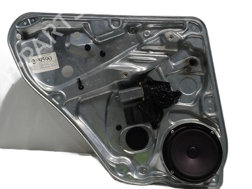 Używane Mechanizm podnoszenia szyby tylnej lewej VW PASSAT B5 (3B2) 1.8 (125 hp) 30195510