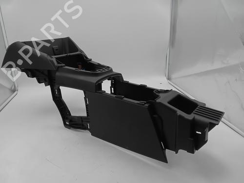 Used Middle console OPEL CROSSLAND X / CROSSLAND (P17, P2QO) 1.2 (75) (131 hp) 29386121