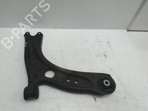 Used Right front suspension arm VW T-ROC (A11, D11) 1.5 TSI (150 hp) 18595011