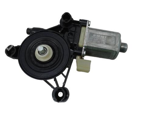 Left front window motor CUPRA LEON (KL1, KU1, KUG) 2.0 TSI | BP28144718E21 - Image 4