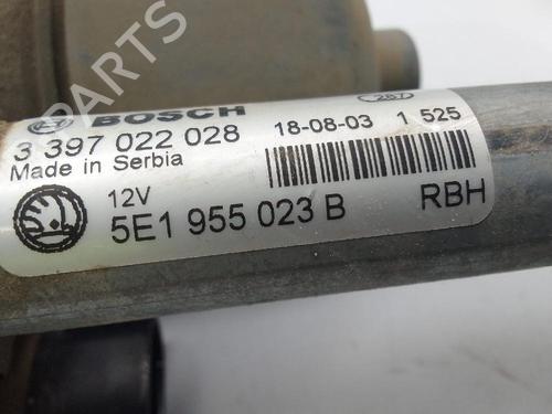 Used Front wiper motor SKODA OCTAVIA III Combi (5E5, 5E6) 2.0 TDI (150 hp) 26050680