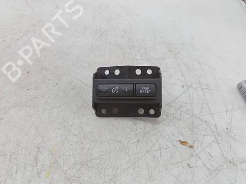 Used Switch Switch NISSAN QASHQAI II (J11, J11_) 1.2 DIG-T (115 hp) 20852871 20852871