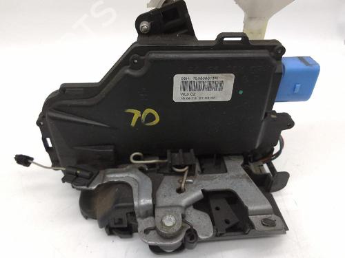 Rear right lock VW TOURAN (1T3) 1.6 TDI | BP25811788C99 