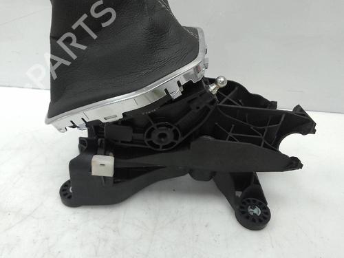 Gear lever FORD PUMA (J2K, CF7)  | BP21602811M90 
