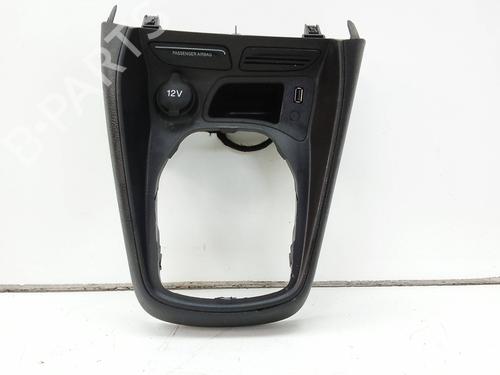 other-ford-tourneo-courier-b460-mpv-10-ecoboost-et76r045h20-2014-18596547 main image