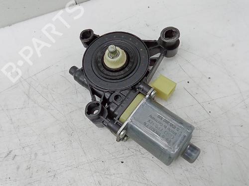 Used Right front window motor SKODA OCTAVIA III Combi (5E5, 5E6) 2.0 TDI (150 hp) 18890949